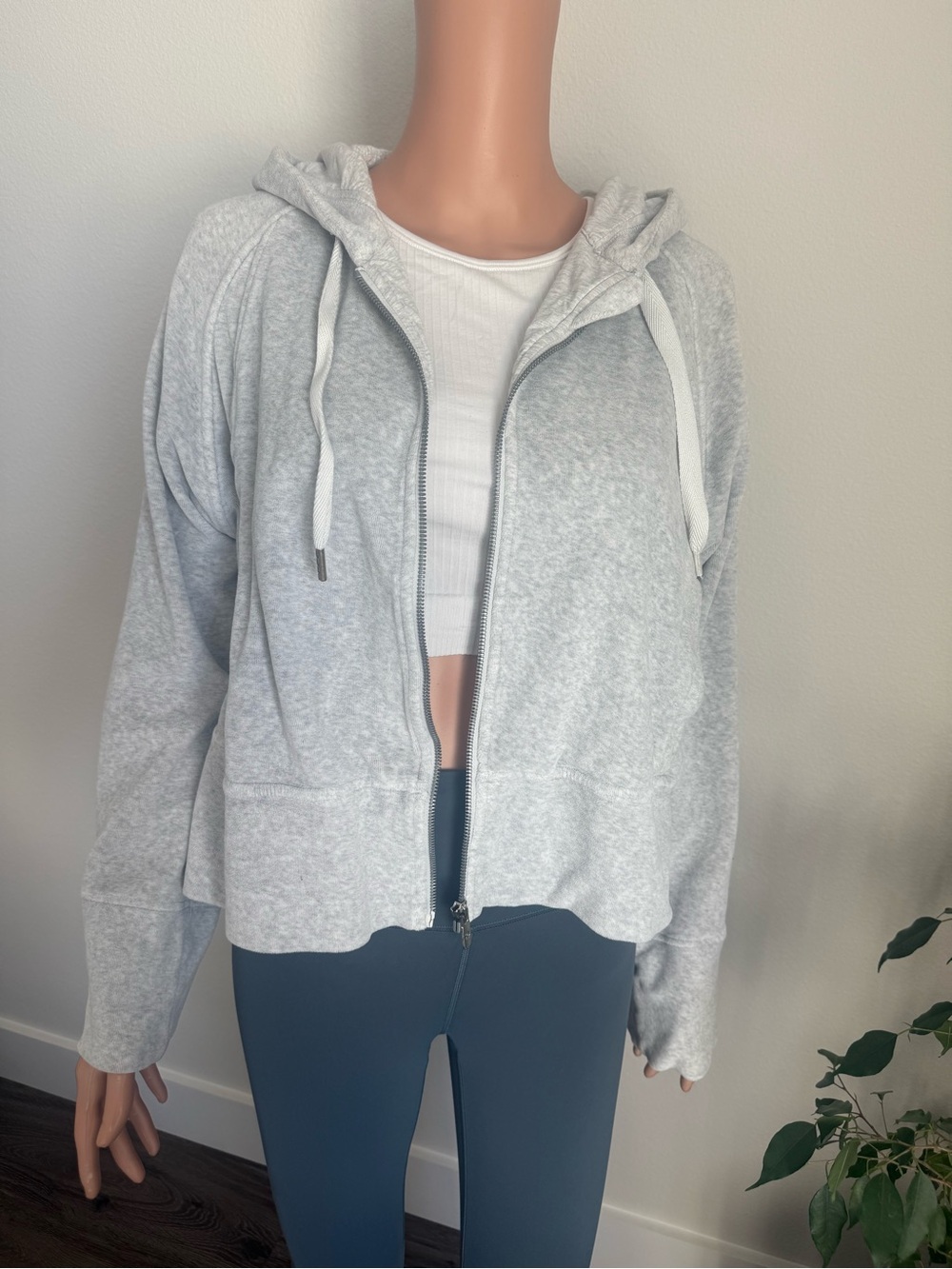 lululemon athletica Light Gray Full-Zip Hoodie - Women